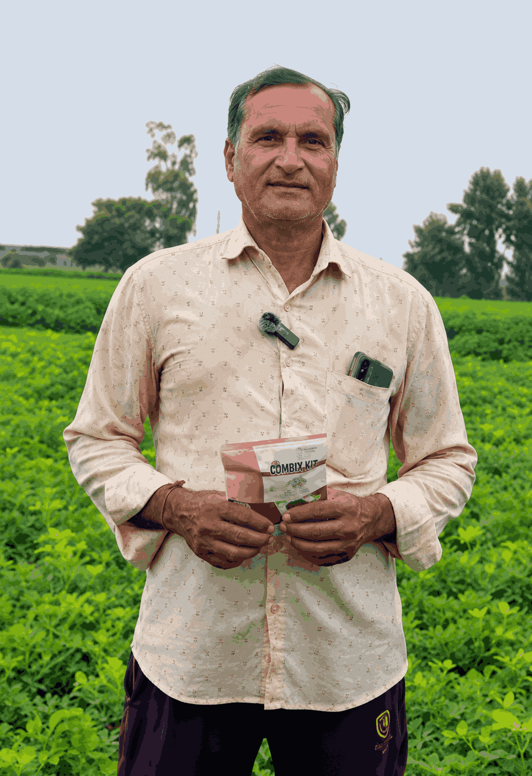 Photo of નામ:  રસિકભાઈ ગોવિંદભાઇ દોંગા  ગામ:ગલીયાવાડા , જુનાગઢ  મો. નંબર: ૯૪૨૬૯ ૩૩૫૮૦